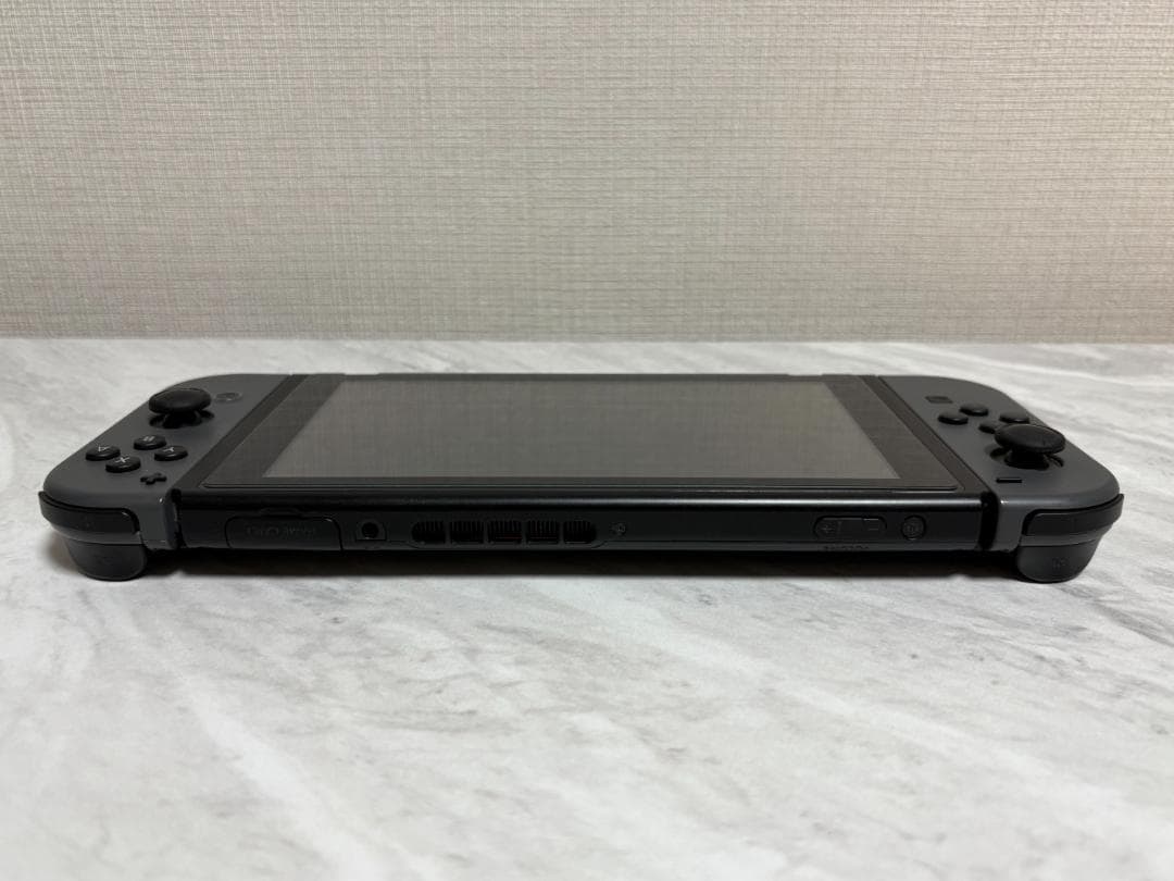 任天堂 Nintendo Switch 新型 HAC-001（-01）グレー