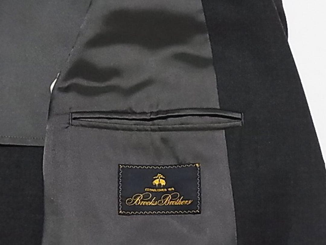 ブルックスブラザーズ　秋・冬用　3釦段返りスーツ　チャコールグレー　AB８　美品