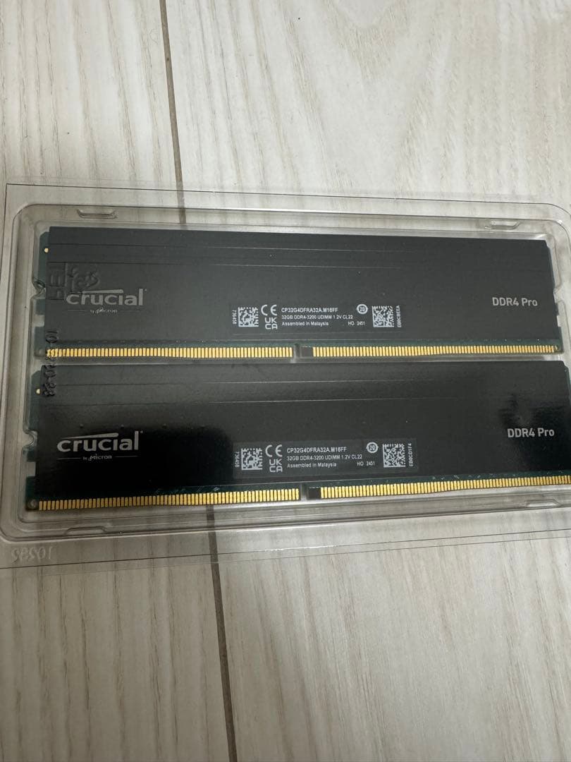 Crucial DDR4 Pro 64GB(32GBx2）メモリー