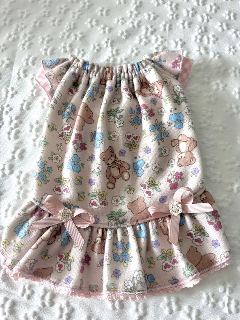 犬服ハンドメイドワンピース　めるちゃん様