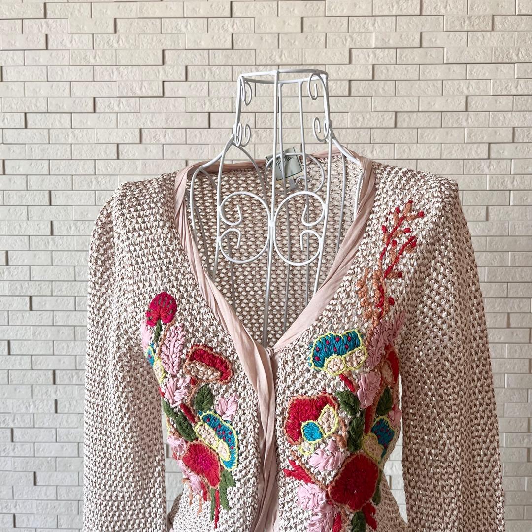 【美品】Sybilla シビラ 刺繍カーディガン M 花柄ニット　ベージュ 上品
