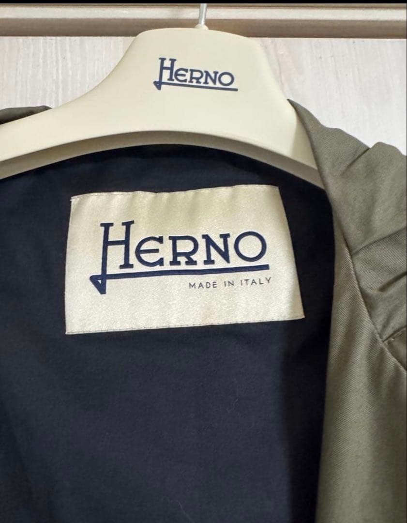 お値下げ可⭐️Herno フード付きモッズコート　サイズ38