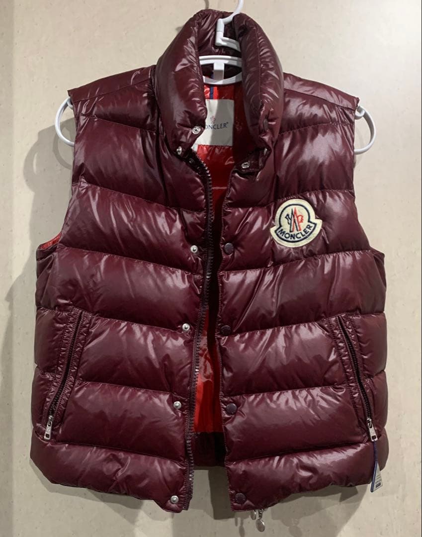 8日まで39,900円☆本物☆ モンクレール ダウン ベスト サイズ：１（Ｍ）