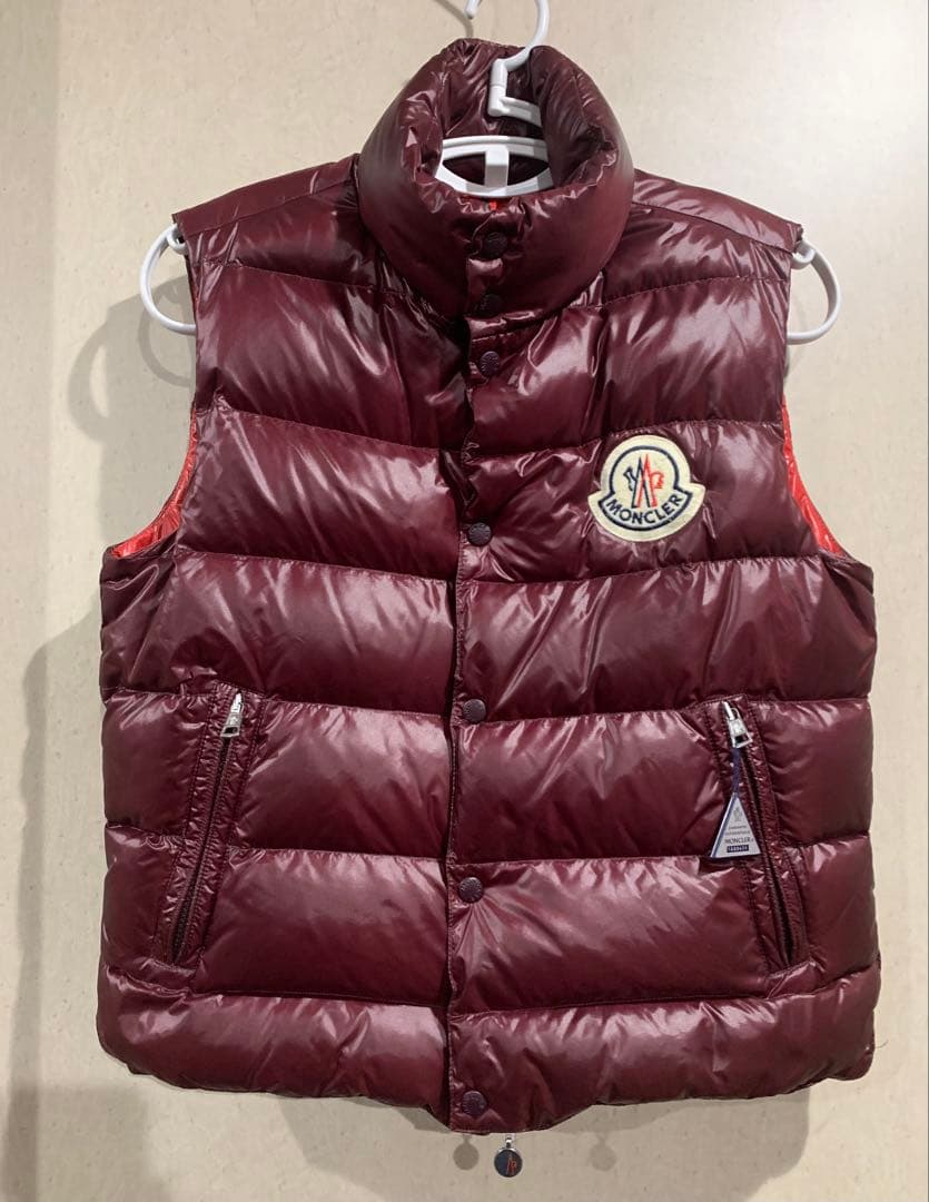 8日まで39,900円☆本物☆ モンクレール ダウン ベスト サイズ：１（Ｍ）
