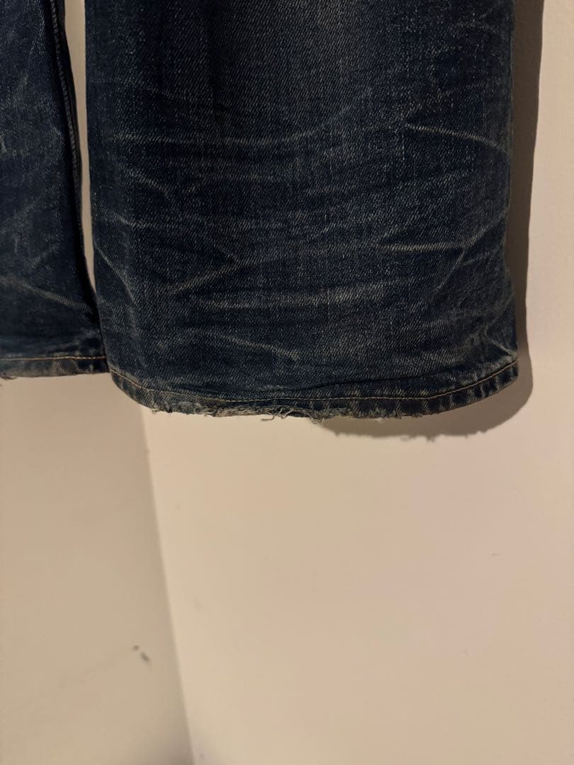 Acne Studios ルーズフィットジーンズ
