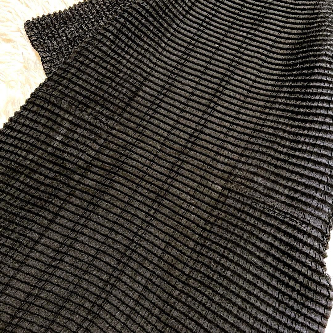 Love☆ ⭐️イッセイミヤケ　Tシャツ モックネック　横プリーツ　切替