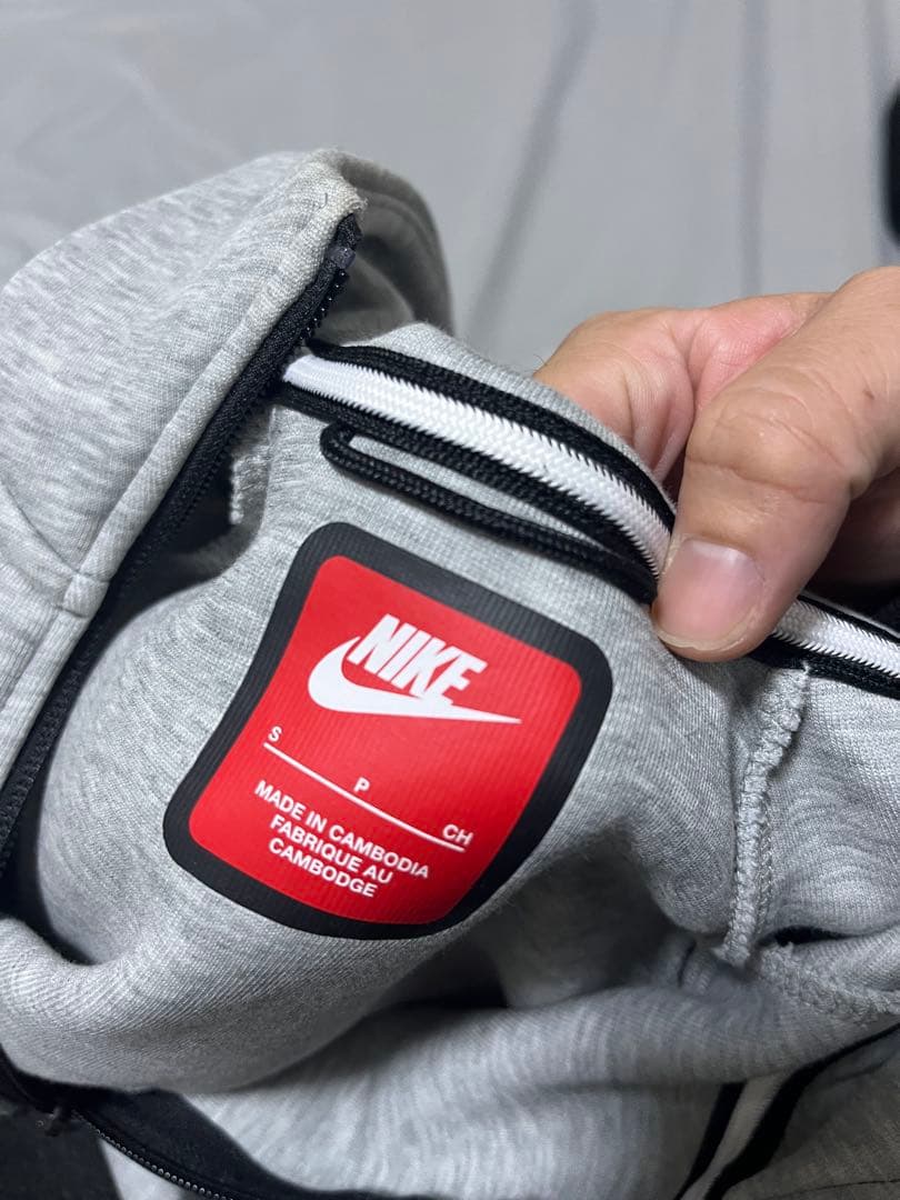 正規品　NIKE　ナイキテックフリース 上下Sサイズ　セットアップ　ロゴエラー品