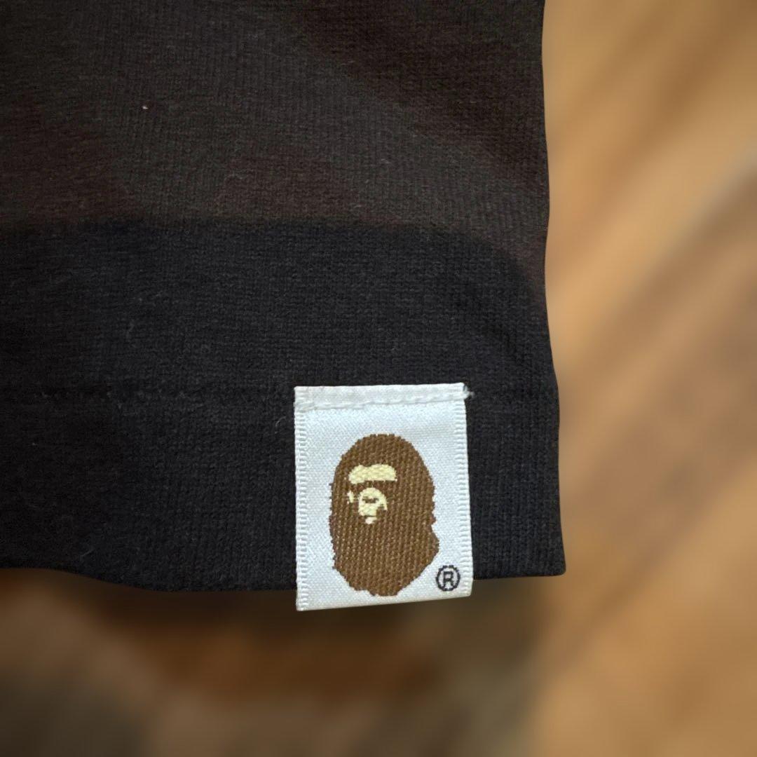 A BATHING APE アベイシングエイプ　XSサイズ　カモフラ黒Tシャツ