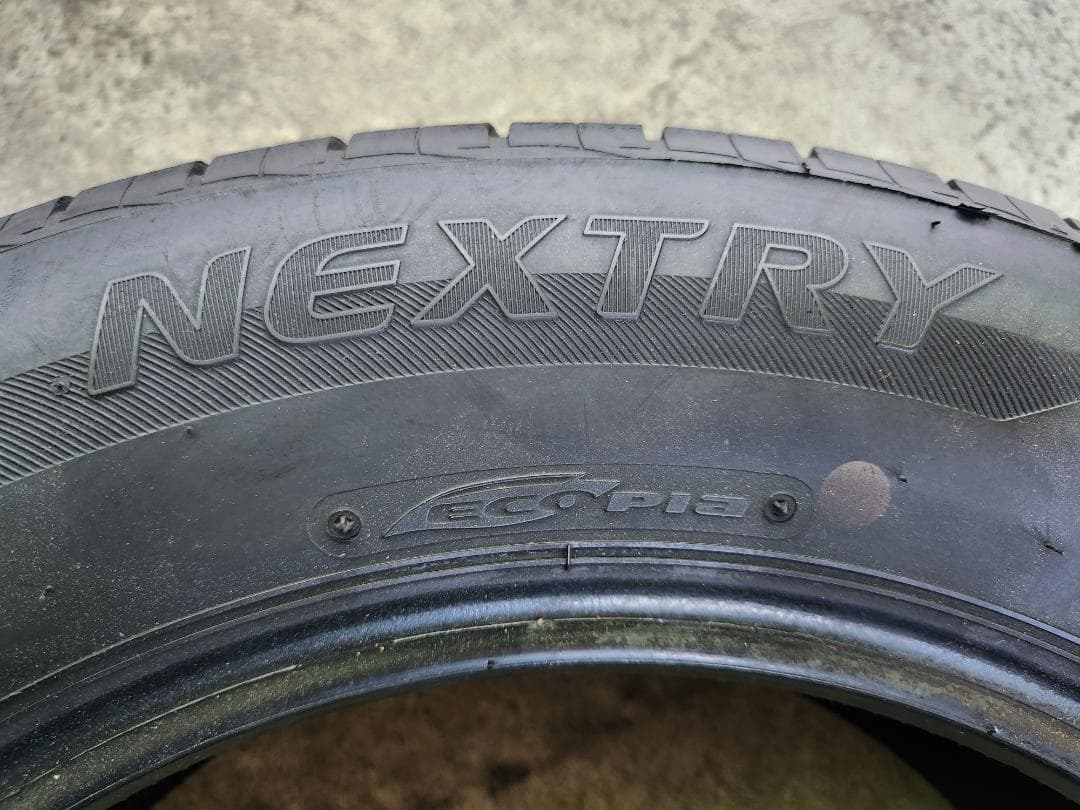 送料込☆2022年製 ブリヂストンタイヤ 195/65R15日本製☆2本