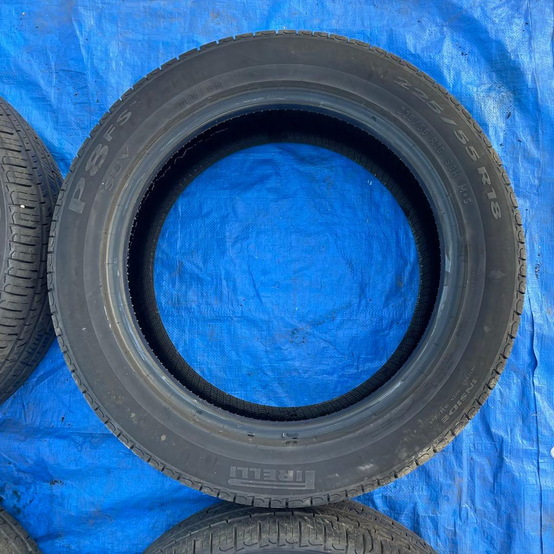 Pirelli P8FS SUV 225/55R18 2023年製 タイヤのみ