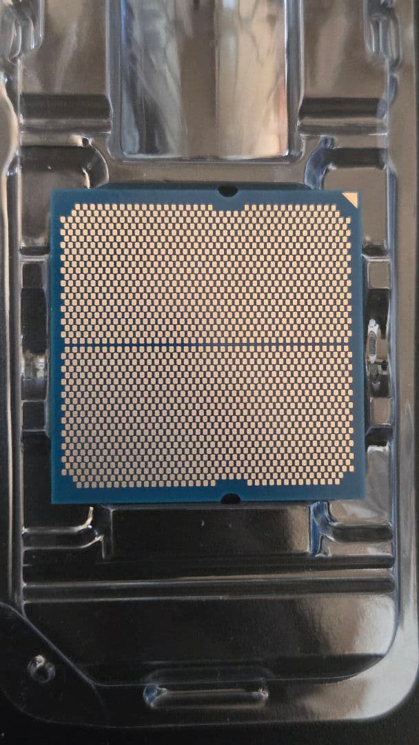 AMD Ryzen 7 7800X3D CPU　動作未確認