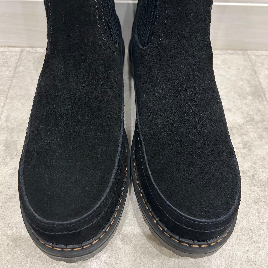 ミネトンカ MINNETONKA 本革 撥水加工 サイドゴアブーツ 黒 24