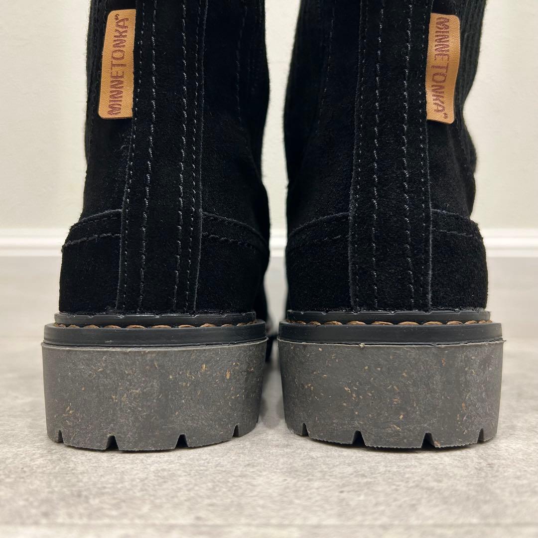 ミネトンカ MINNETONKA 本革 撥水加工 サイドゴアブーツ 黒 24