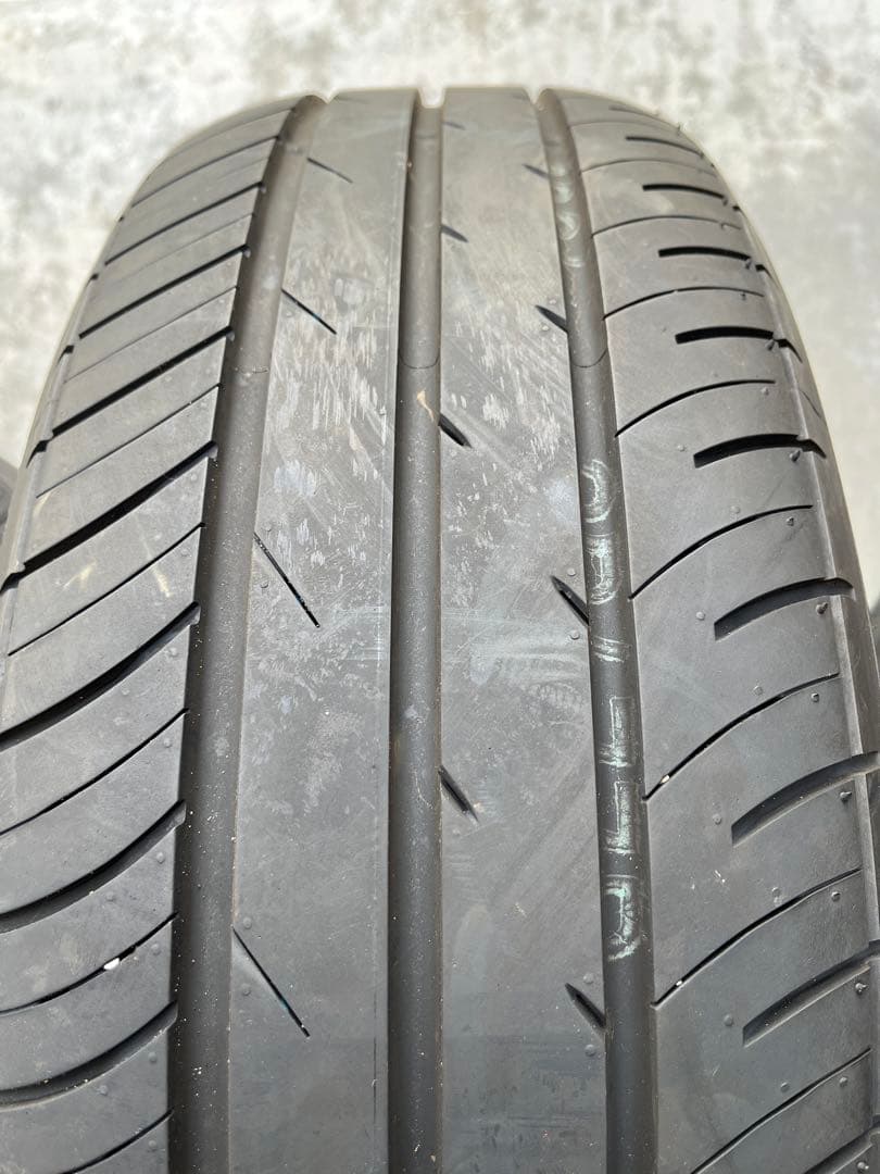 ナオト　美品　ヴォクシー90 16インチ純正　新車　1ヶ月外し