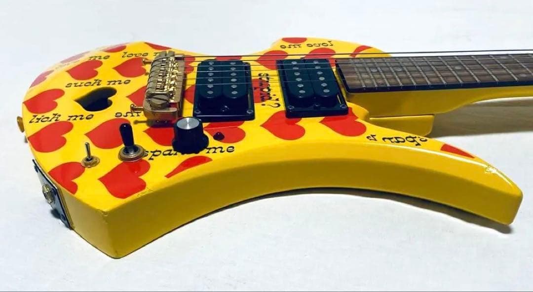BURNY YH-JR hideモデル アンプ内蔵 モッキンバード ギター