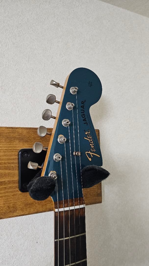 ギター Fender jaguar Ocean turquoise vintera