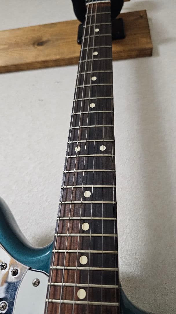 ギター Fender jaguar Ocean turquoise vintera