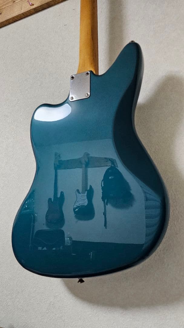 ギター Fender jaguar Ocean turquoise vintera