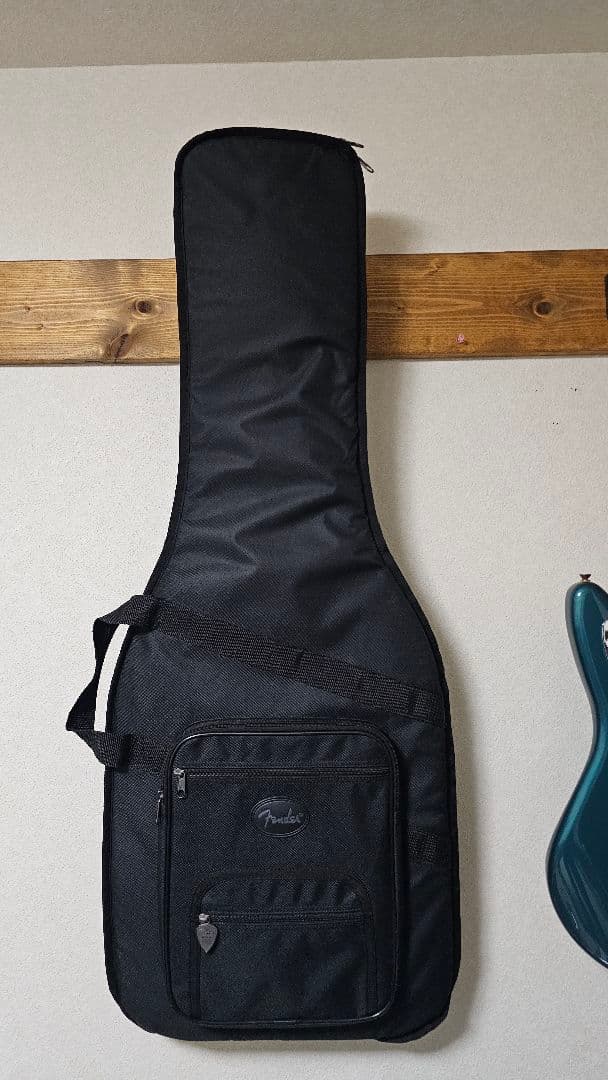 ギター Fender jaguar Ocean turquoise vintera