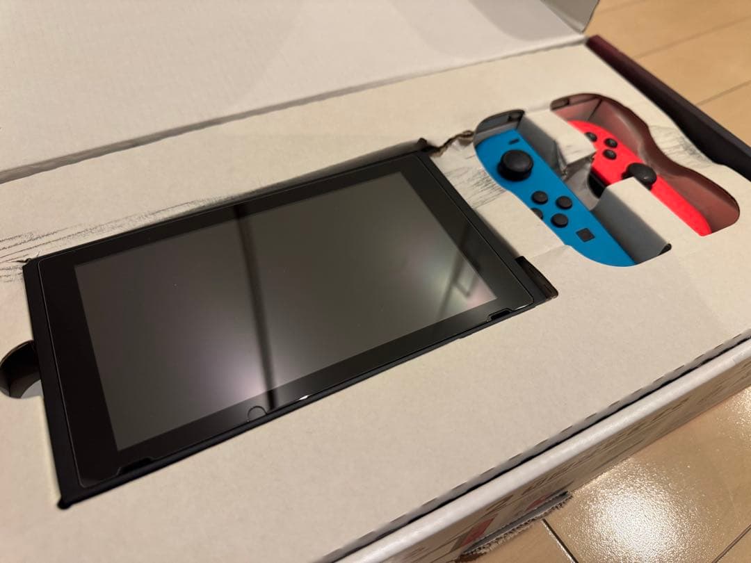 Nintendo Switch ネオンレッド/ブルー バッテリー強化モデル