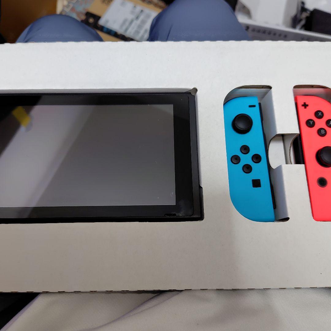 Nintendo Switch 本体 　プロコンつけます