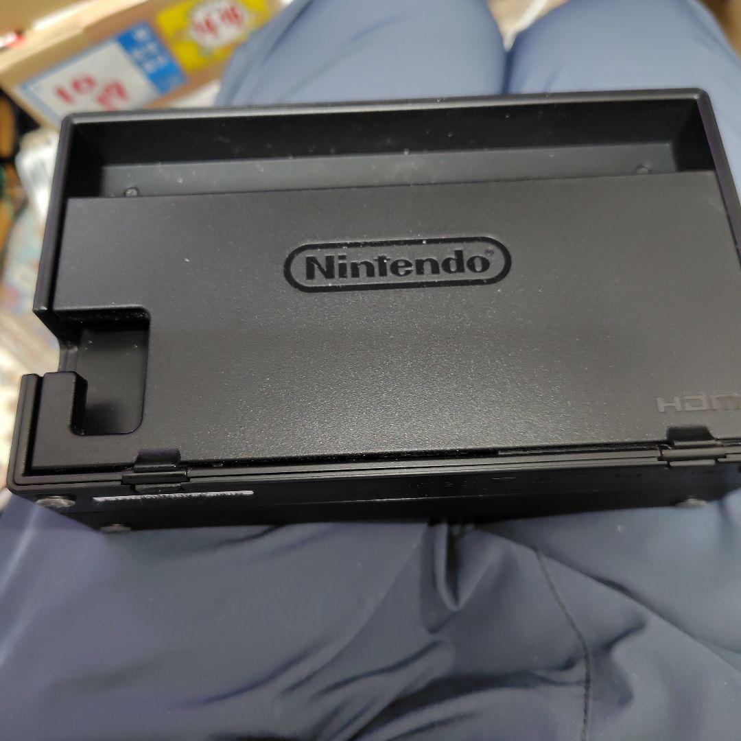 Nintendo Switch 本体 　プロコンつけます