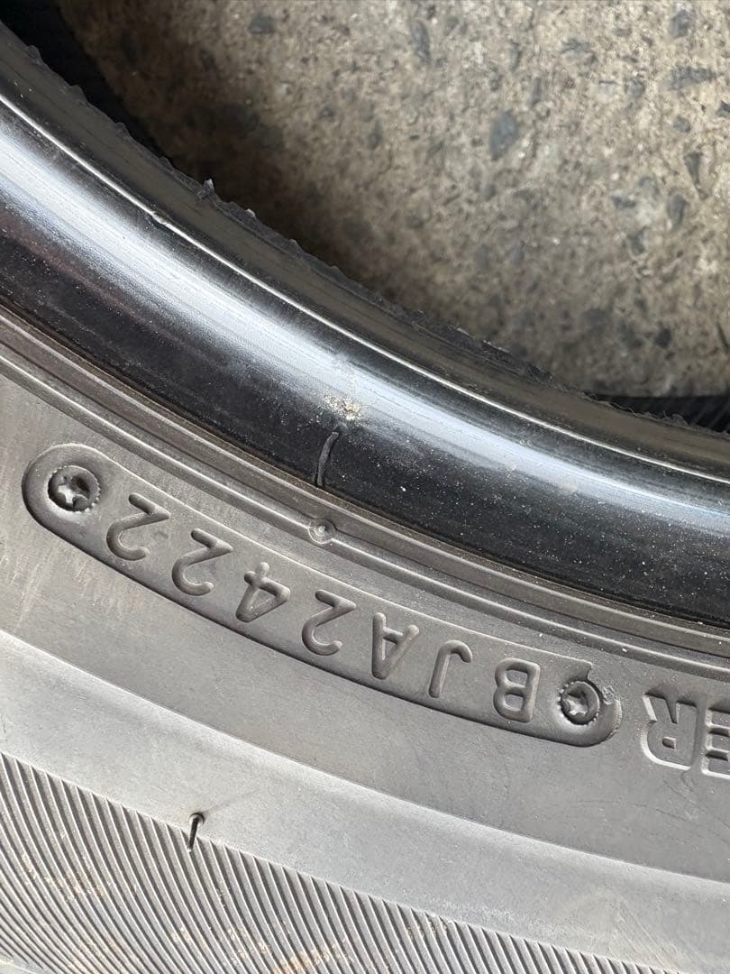 Y*a様 BRIDGESTONE REGNO 215/60R17 22年