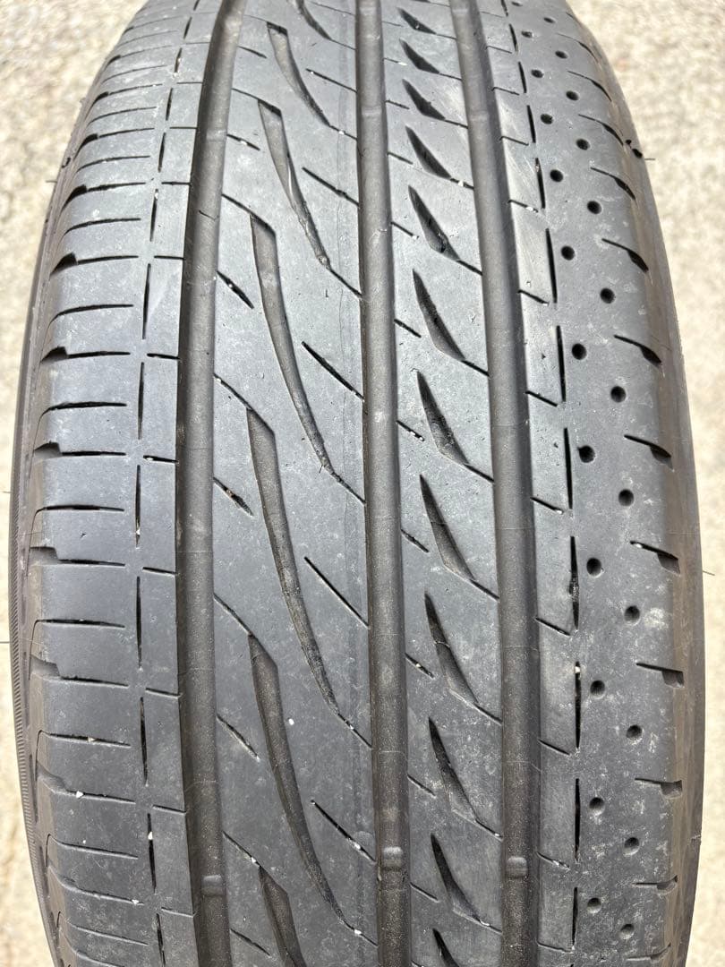 Y*a様 BRIDGESTONE REGNO 215/60R17 22年