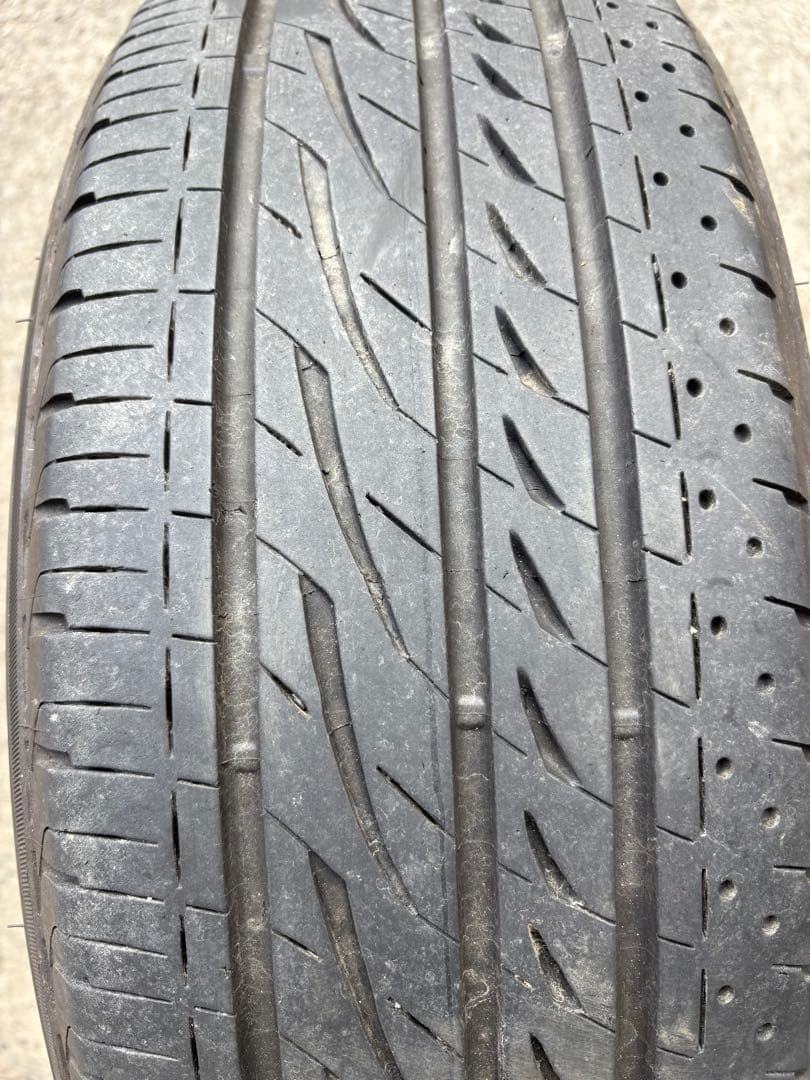 Y*a様 BRIDGESTONE REGNO 215/60R17 22年