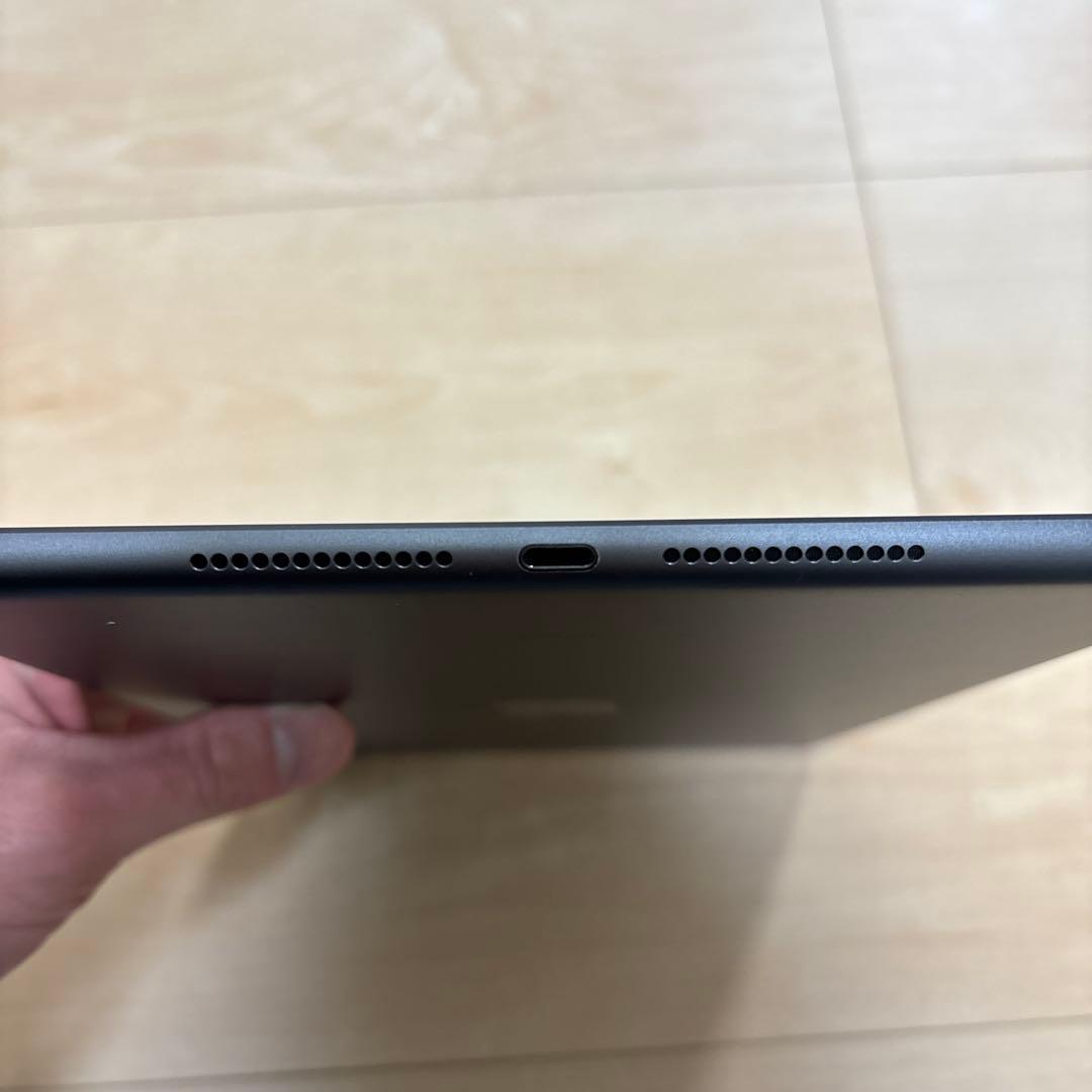 【極美品】iPad 第8世代 32GB スペースグレイ