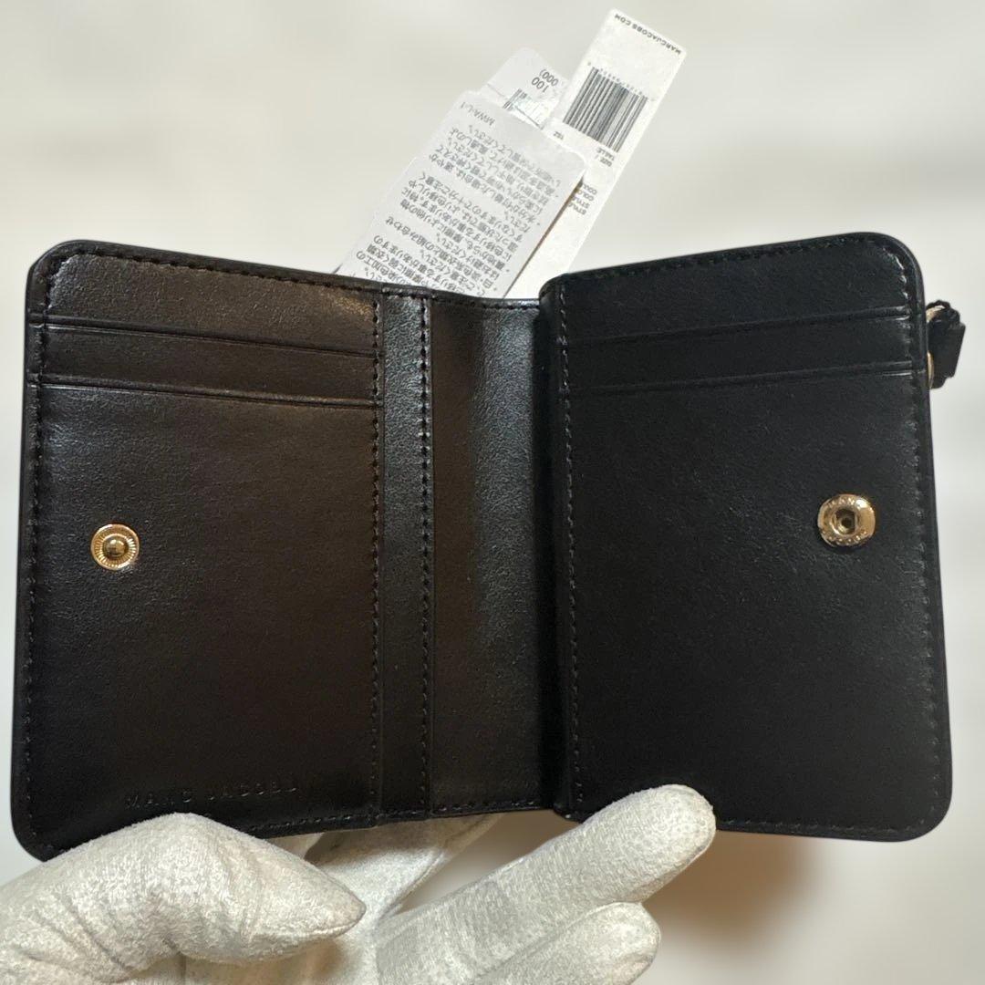 新品未使用ロゴ入りMARC JACOBS本革2つ折り財布