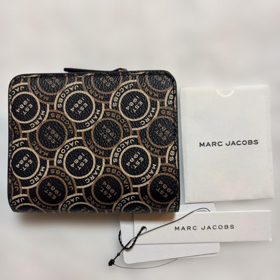 新品未使用ロゴ入りMARC JACOBS本革2つ折り財布