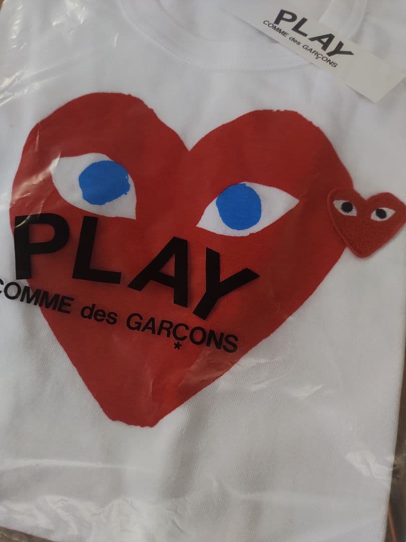 PLAY Comme des Garçons ハートTシャツ