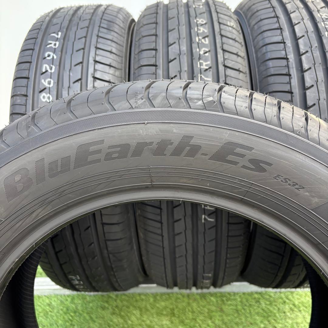新品　215/60R17 YOKOHAMA 4本セット2025年製造