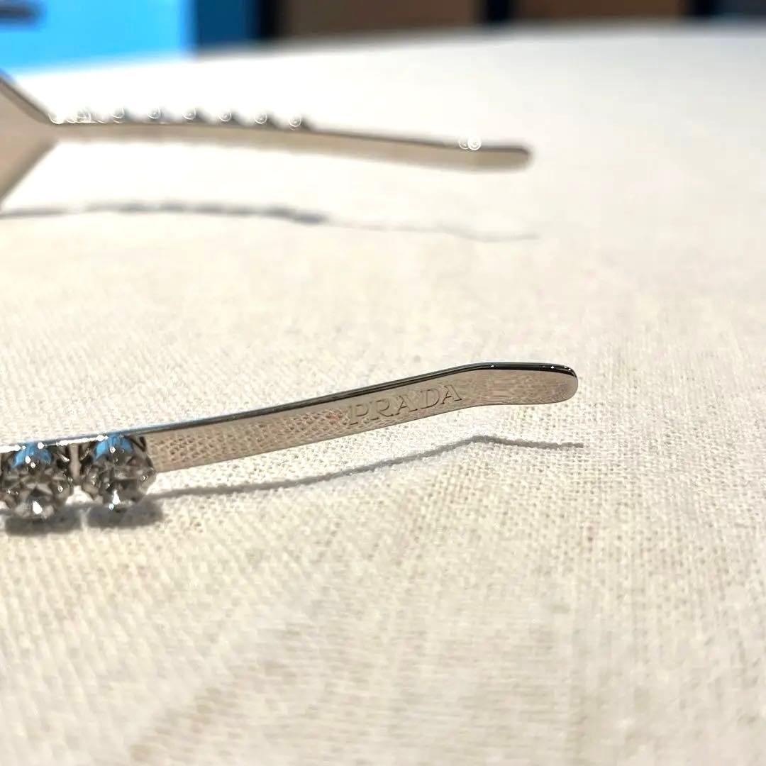 【美品】PRADA ヘッドバンド 装飾付き ブラス