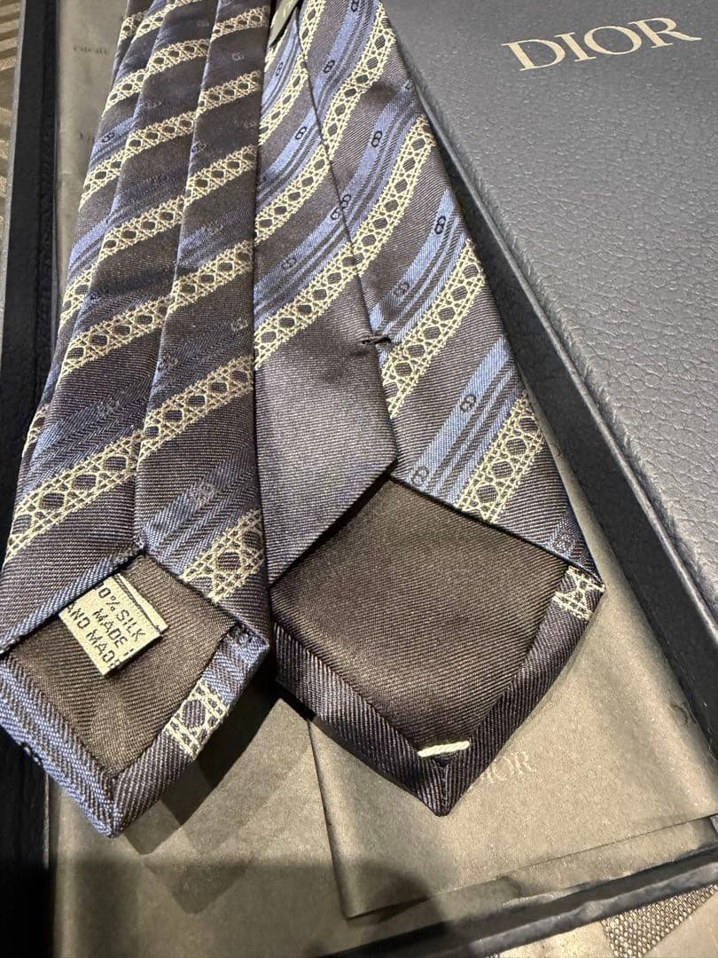 Dior ネクタイ　新品