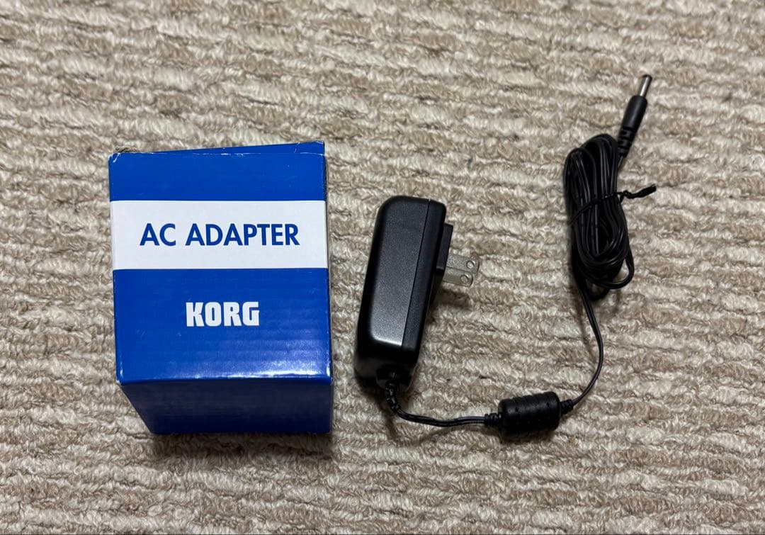 zoom B1 FOUR ベース用マルチエフェクター　アダプター付き