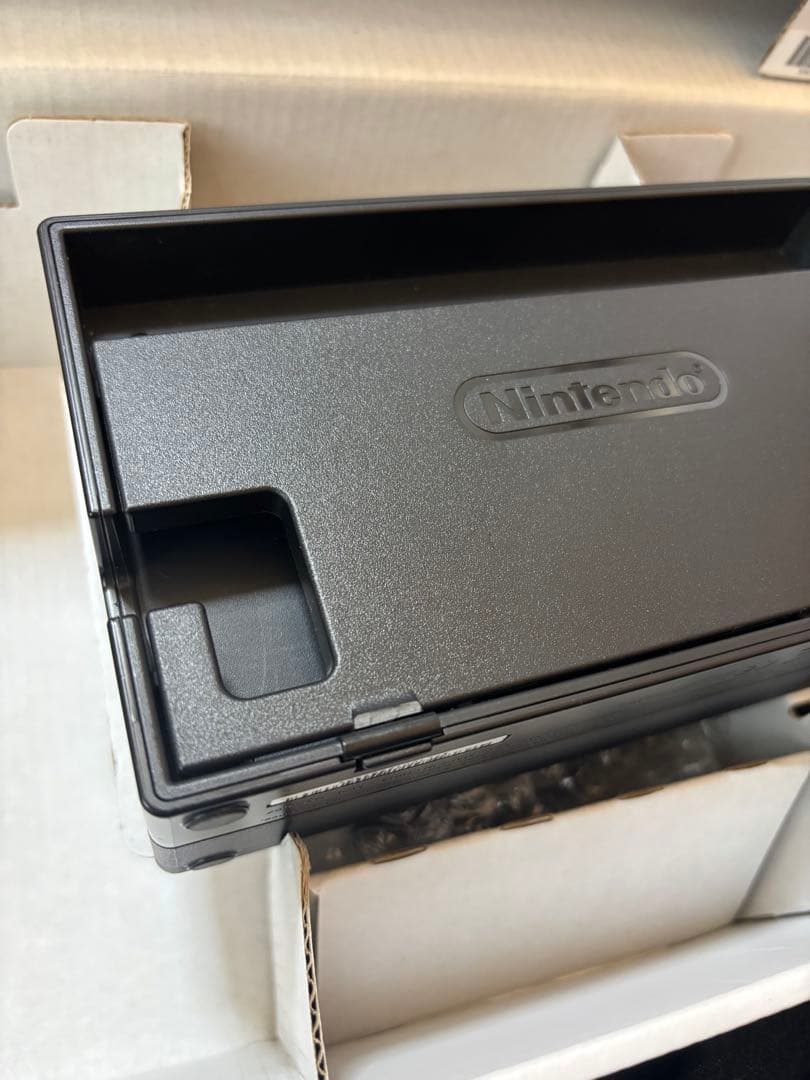 Nintendo Switch 本体＋ジョイコン1＋ケース＋有線LANアダプタ
