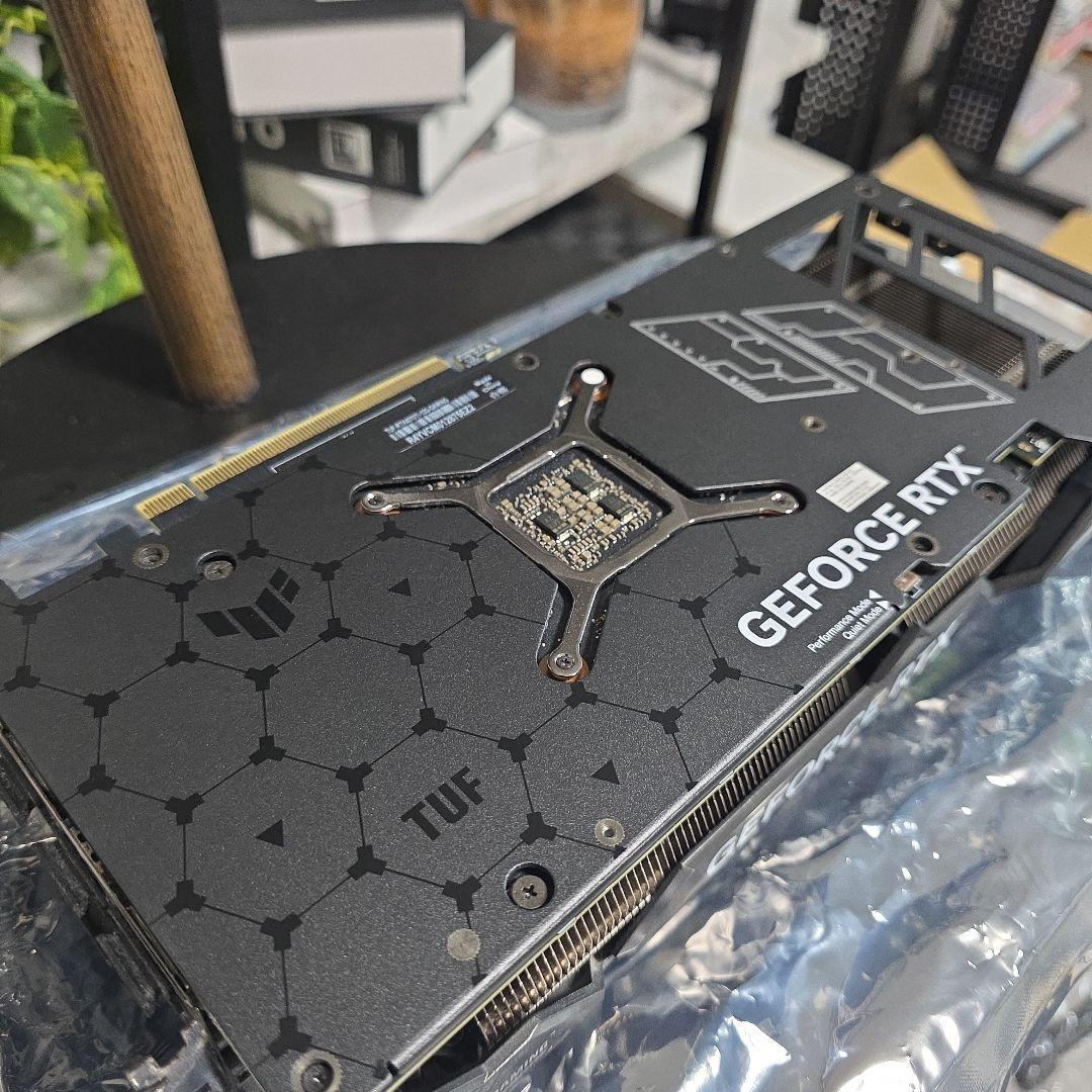 グラフィックボード・グラボ・ビデオカード Nvidia Asus Tuf Gaming RTX 4070 Ti