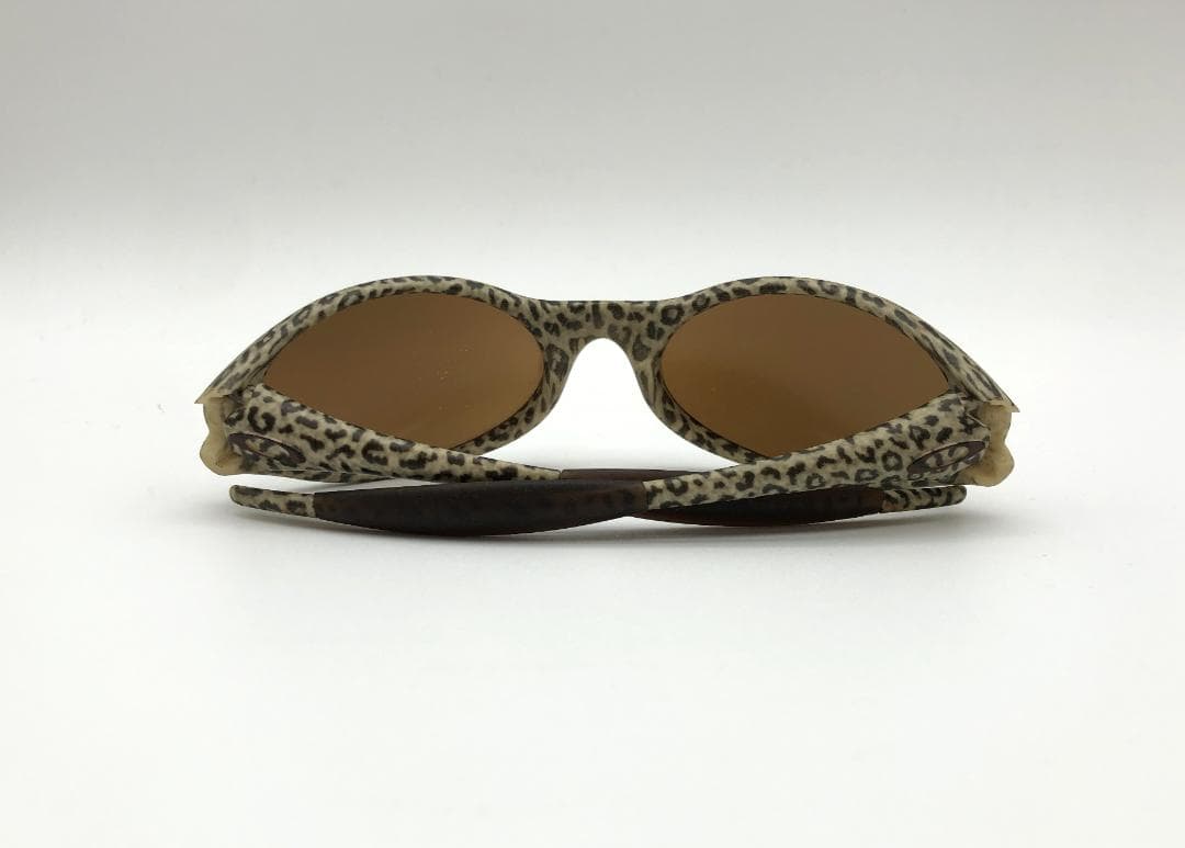 L*o様 oakley　サングラス　アイジャケット　レオパード