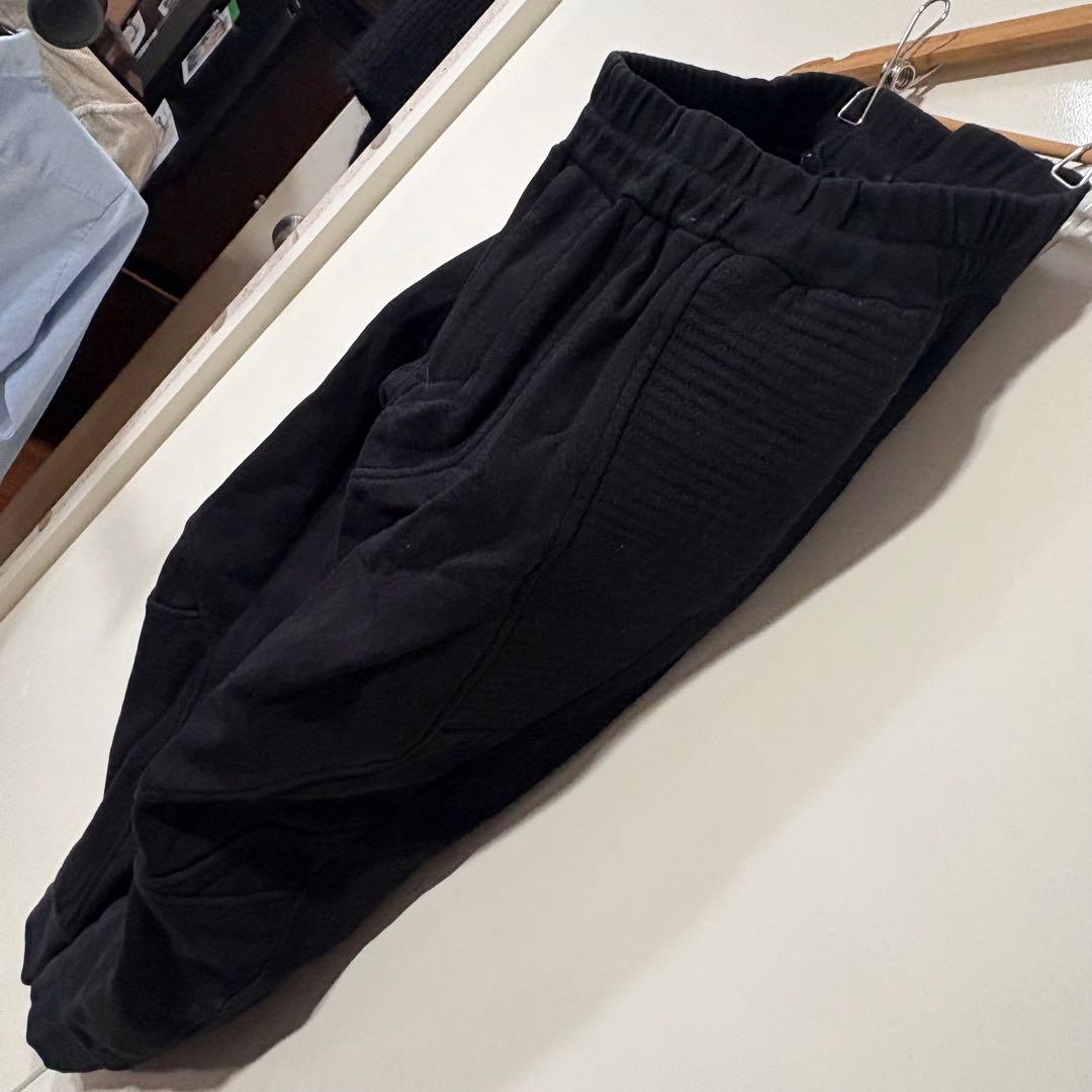 JULIUS ユリウス17-18AW ニューロマンティカ期 立体裁断 黒パンツ
