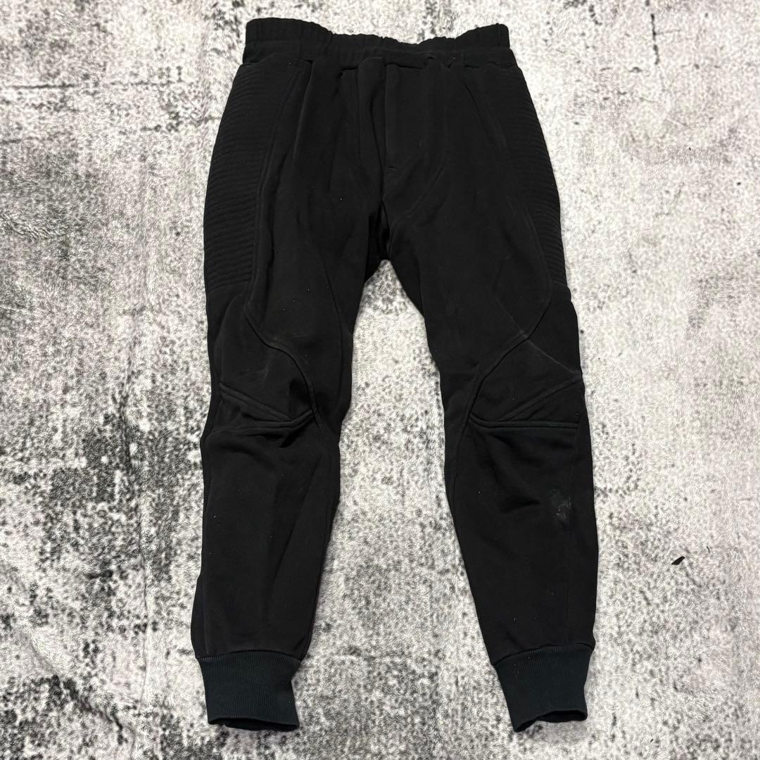 JULIUS ユリウス17-18AW ニューロマンティカ期 立体裁断 黒パンツ