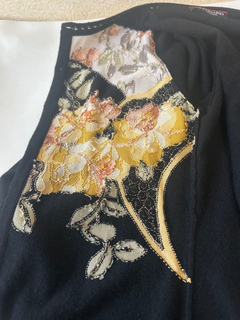 【美品】LEONARD レオナール　花柄ニットカーディガン