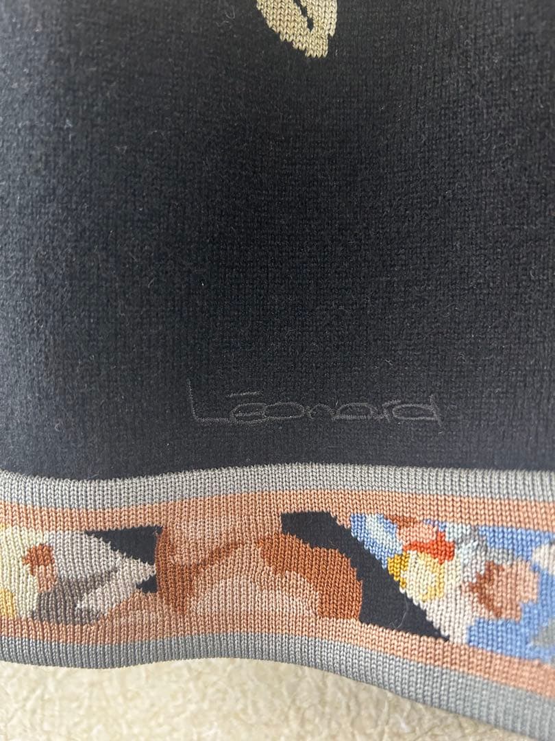 【美品】LEONARD レオナール　花柄ニットカーディガン