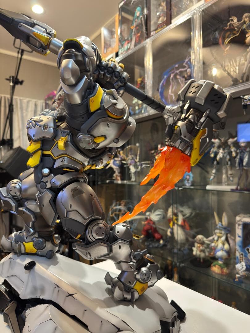オーバーウォッチ　ラインハルト フィギュア スタチュー OVERWATCH