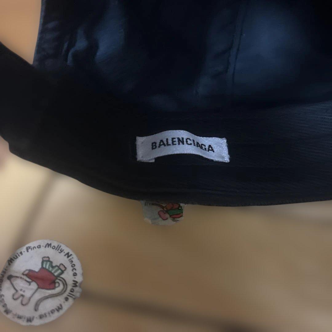 BALENCIAGA WFPロゴ ブラックキャップ
