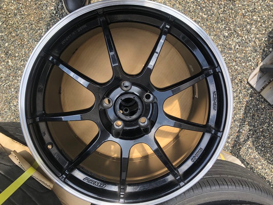 h*i様 エンケイrsm9 18インチ　2本