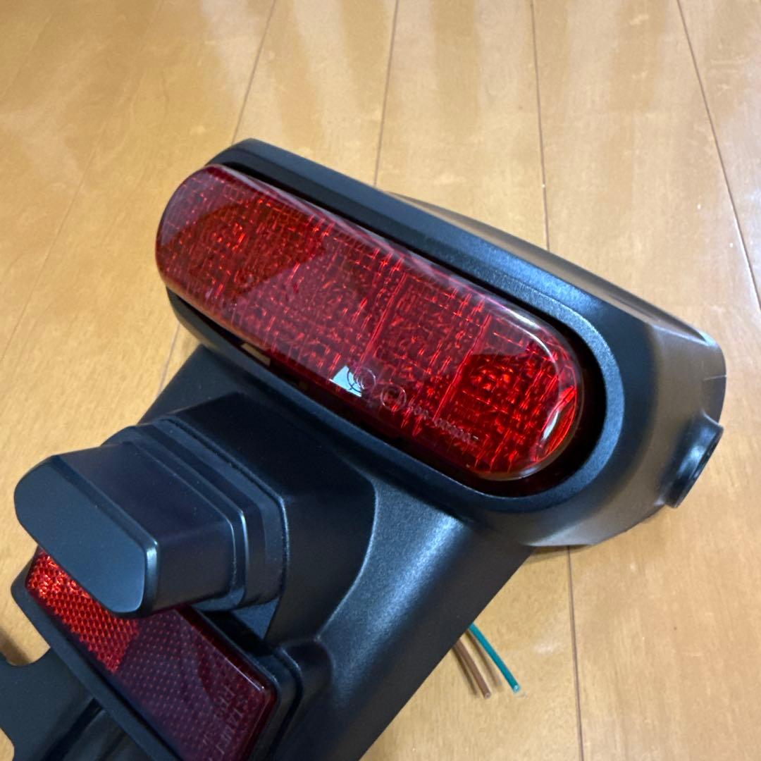 レブル250 後期　テールランプ 周り