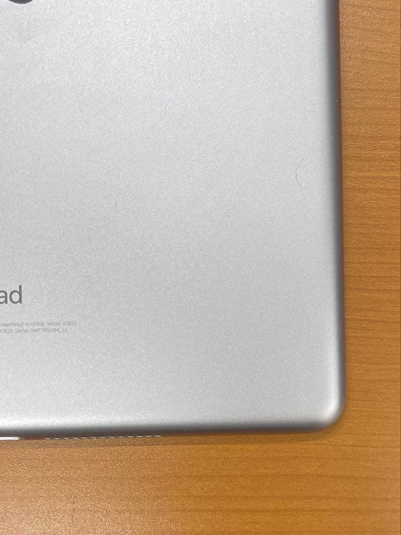 虎*魔様 動作確認済み iPad 第5世代 32GB ID G5531