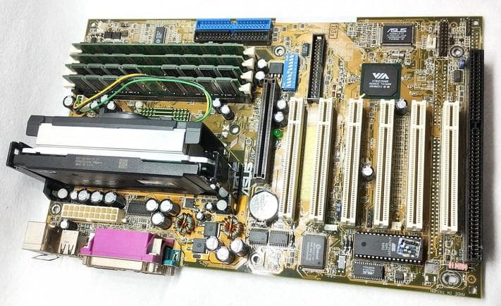 P3V4X_P3-933_PC133-1GB Radeon9550GEセット